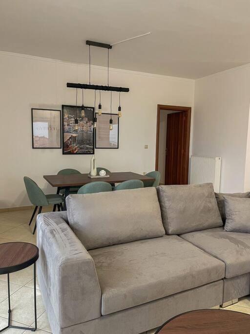 Afroditi'S Apartment Superb View Gythio Exterior photo