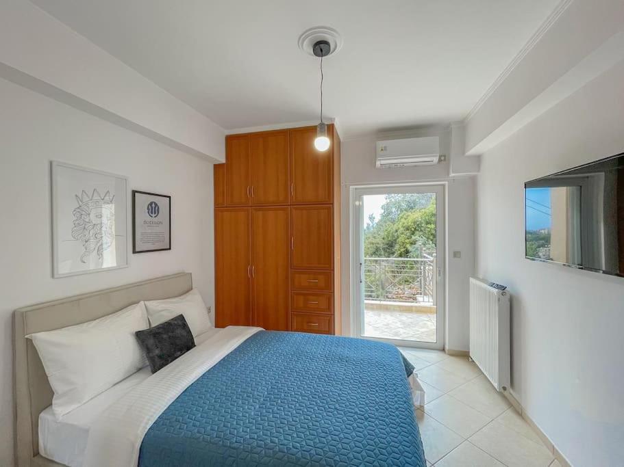 Afroditi'S Apartment Superb View Gythio Exterior photo